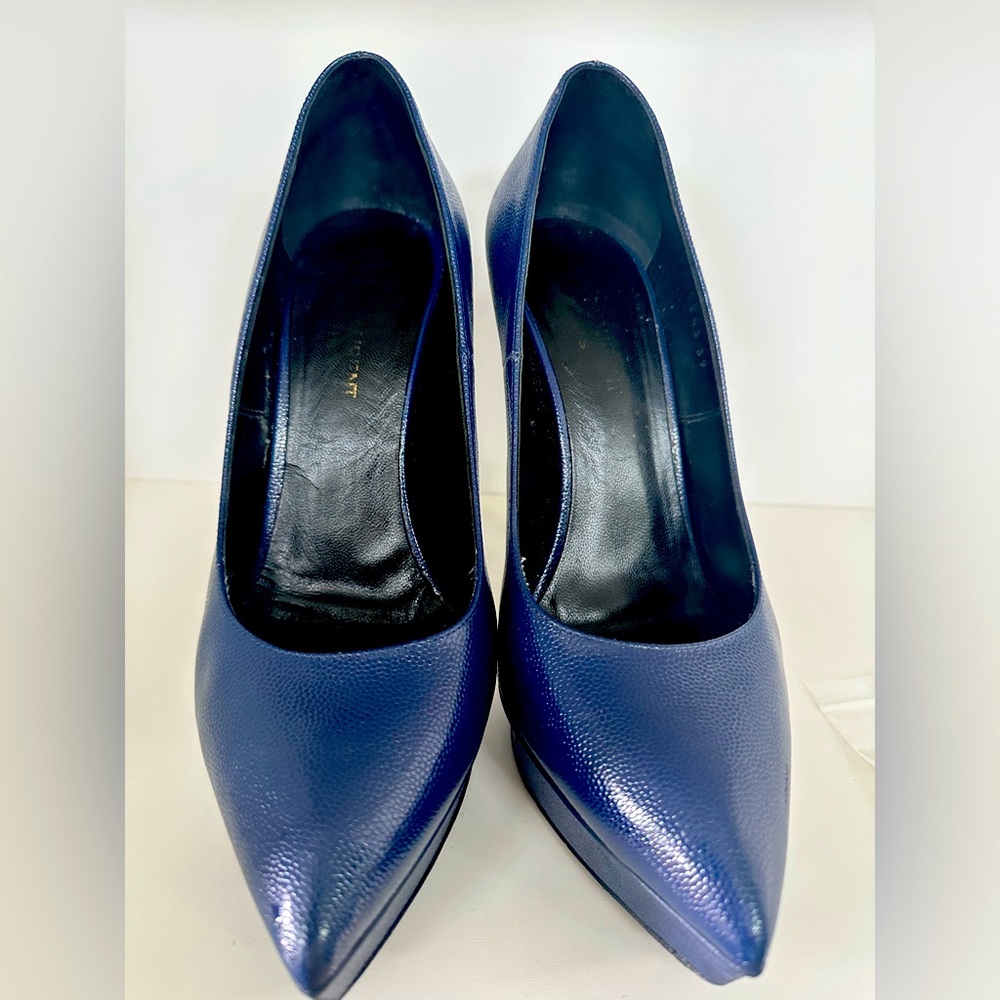 Navy Blue, Saint Laurent, heels, size 39 (8). Well utilized. Well maintained.